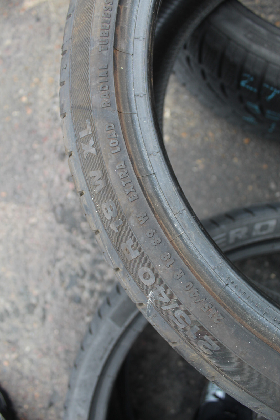New 215 40 18 Continental, CSC 5, XL, 89W, x2 A Pair (F1_tyres) FO L2322