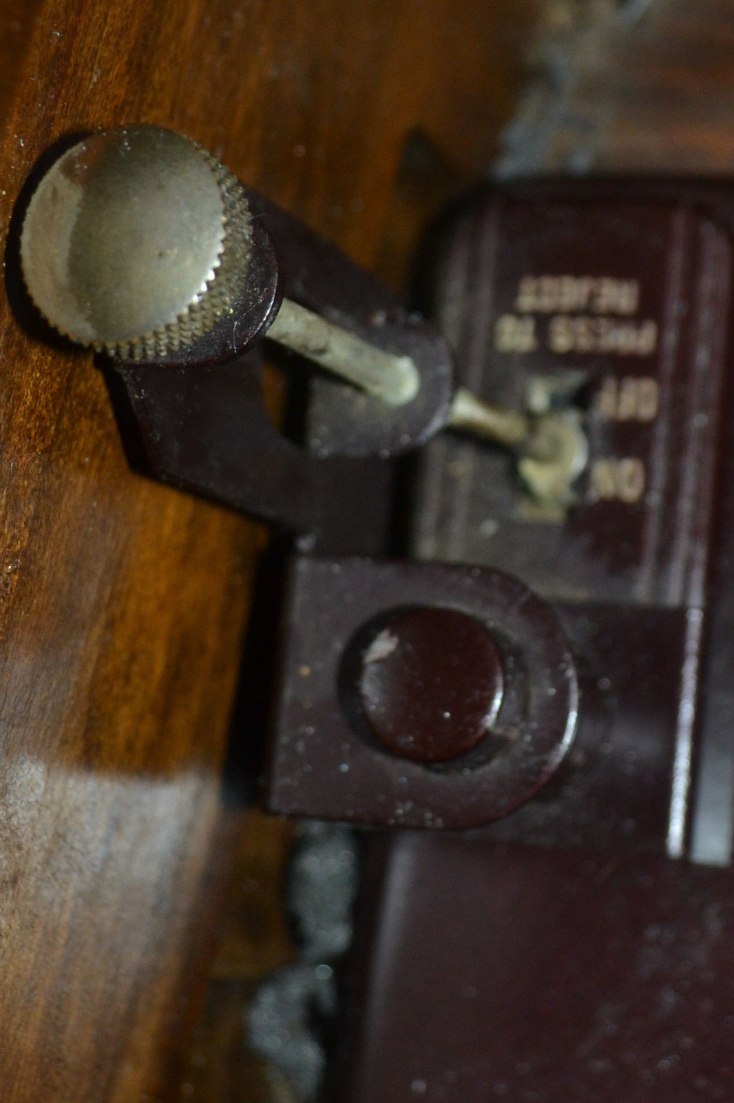 Vtg Bendix Aviation 0656A AM Radio Phonograph Record Player Art Deco 1940s