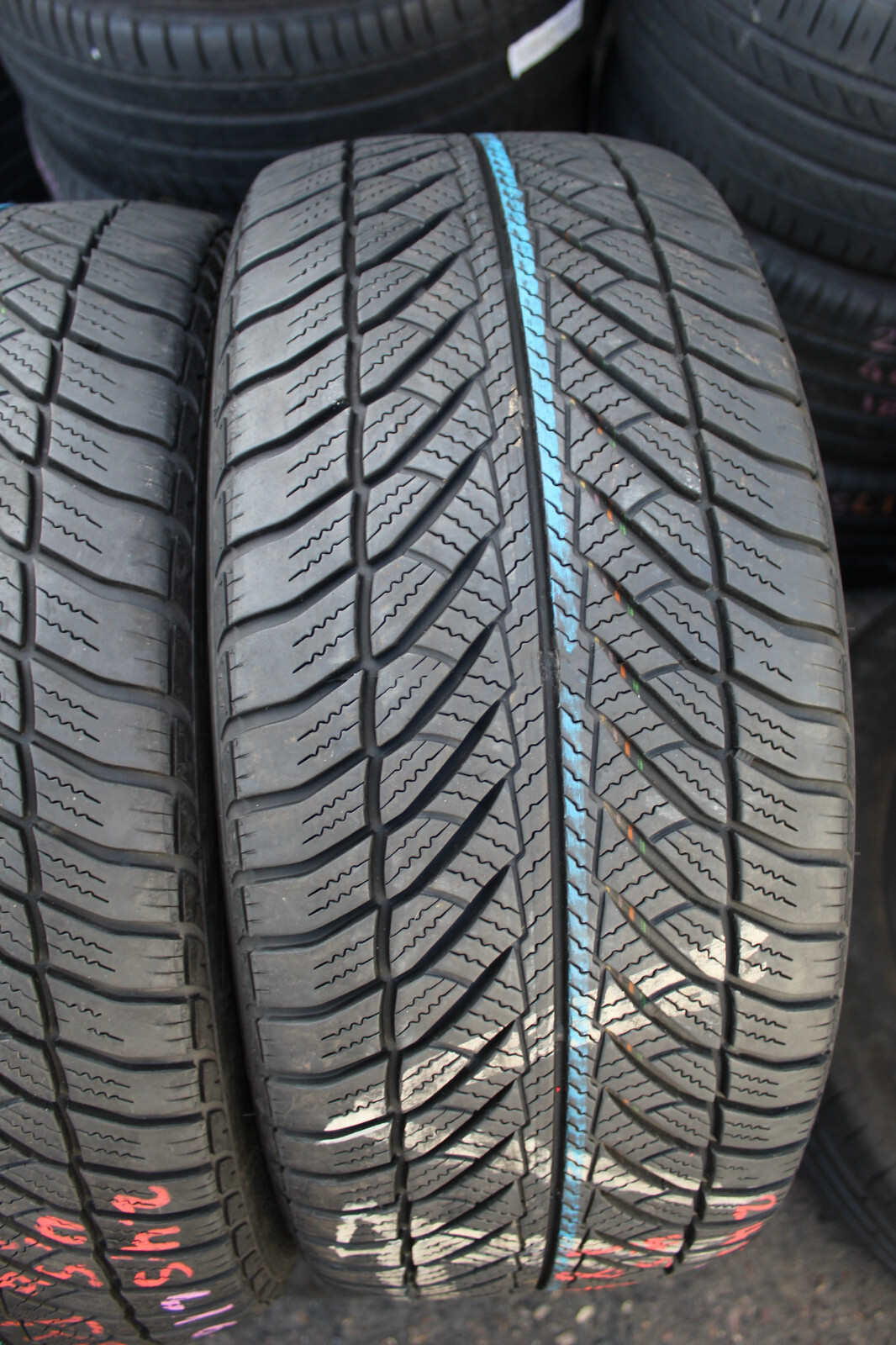 245 45 18 Goodyear, RunFlat, Winter, XL, 100V, x2 A Pair 6.5mm (F1_tyres) L1602
