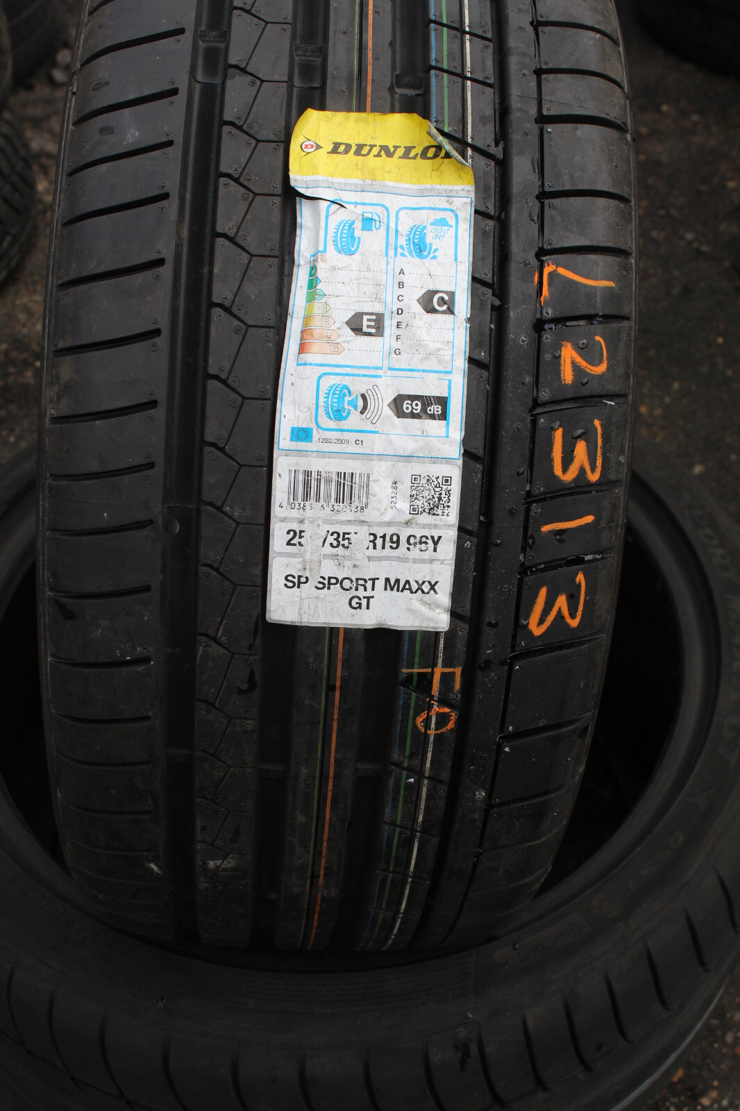 New 255 35 19 Dunlop, SP Sport Maxx GT, XL, 96Y (F1_tyres) L2313