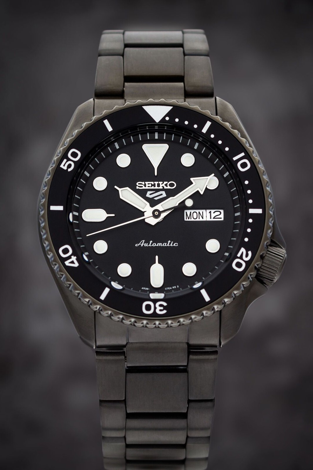 Pre-owned Seiko 5 Gents Automatic Divers Style Sports Watch Srpd65k1 Double Black Dial
