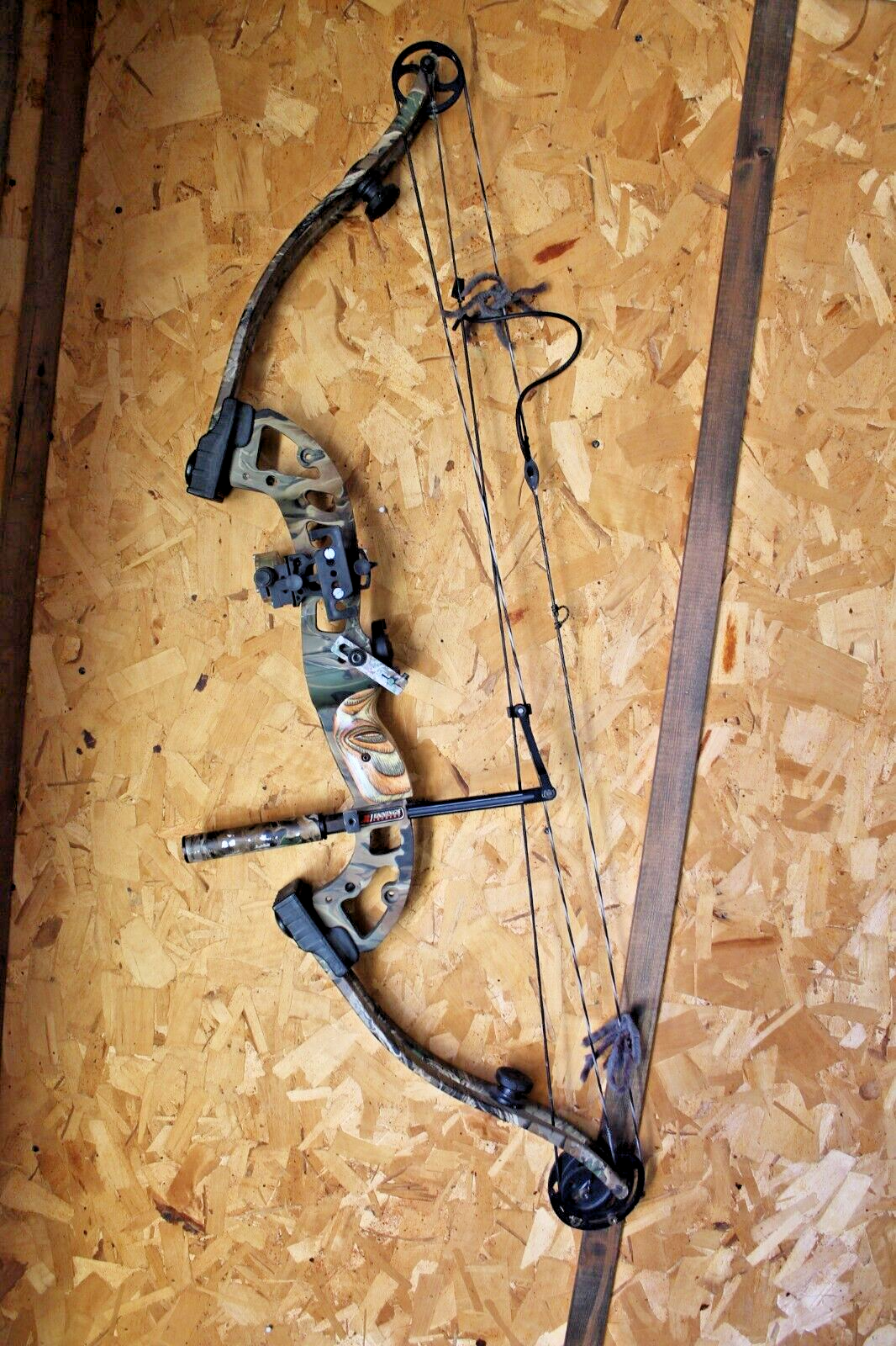 vintage BUCKMASTER Jennings archers compound bow left hand w/sight