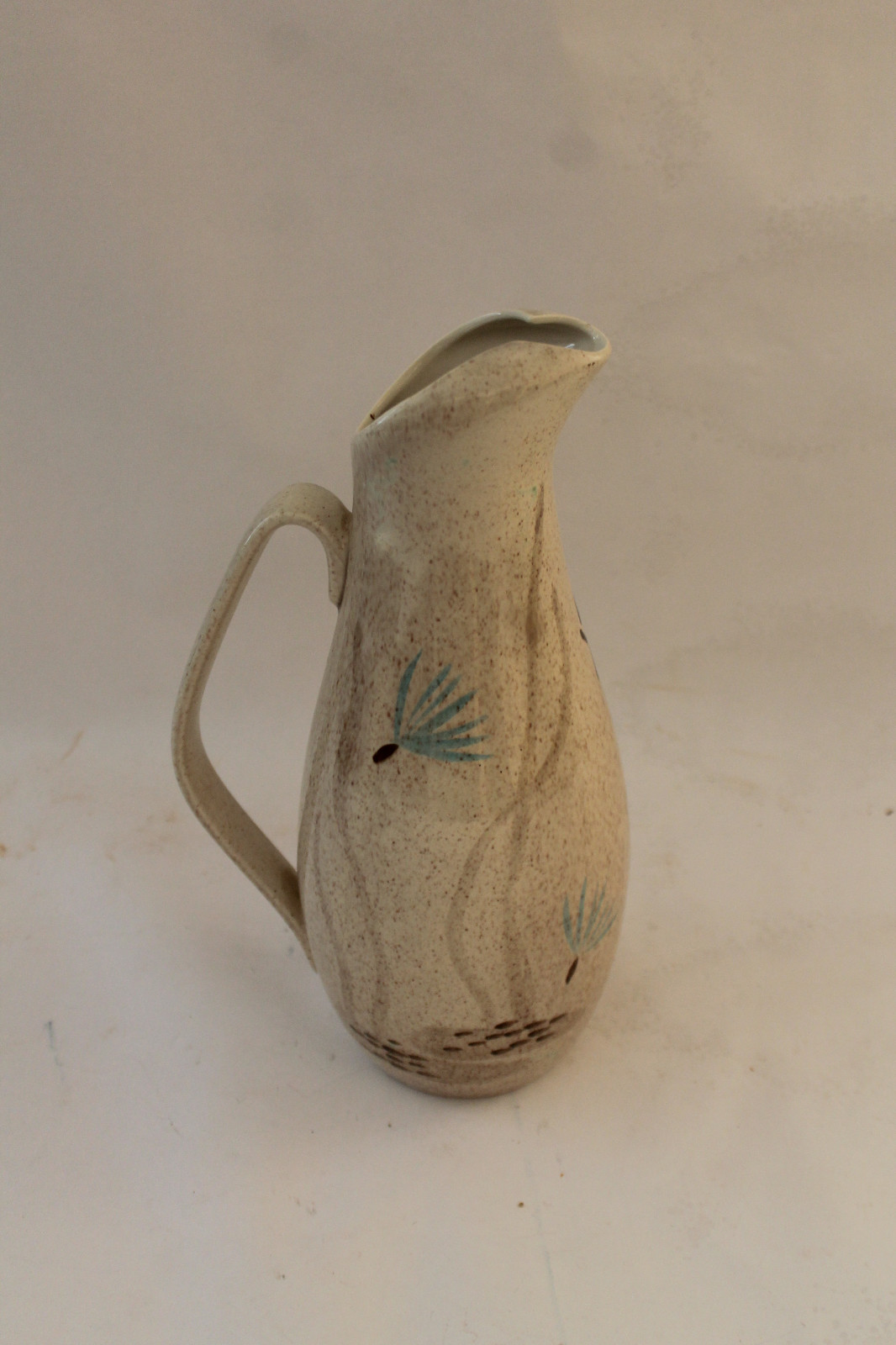 vintage red wing rooster pitcher bob white quail