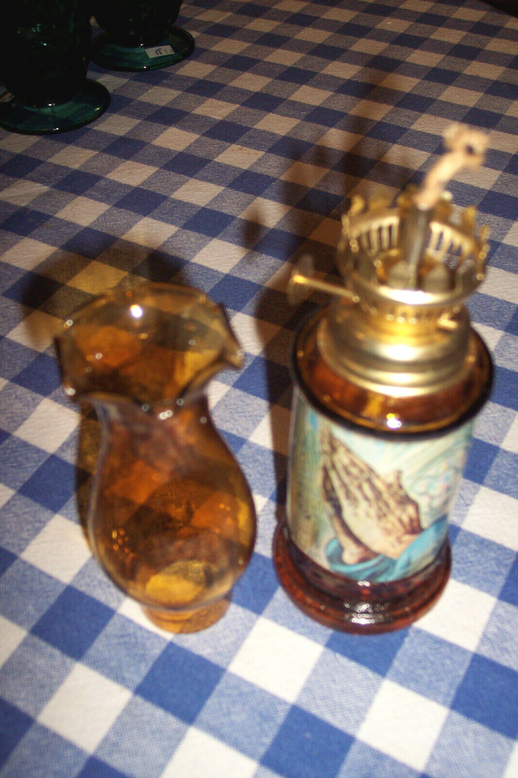 Praying Hands Signature Kerosene Lamp - New in Box - Chap Stick Co, 1976 - Mini