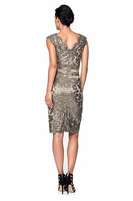 Pre-owned Tadashi Shoji Smoke Pearl Paillette Embroidered Sequin Lace Banded Dress In White