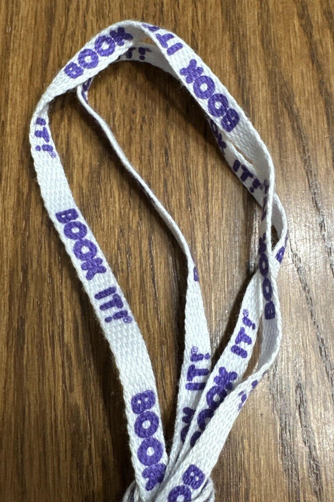 PIZZA HUT  VTG 1990s Y2K Kids BOOK-IT! Shoelaces Promo 36" white purple NOS RARE