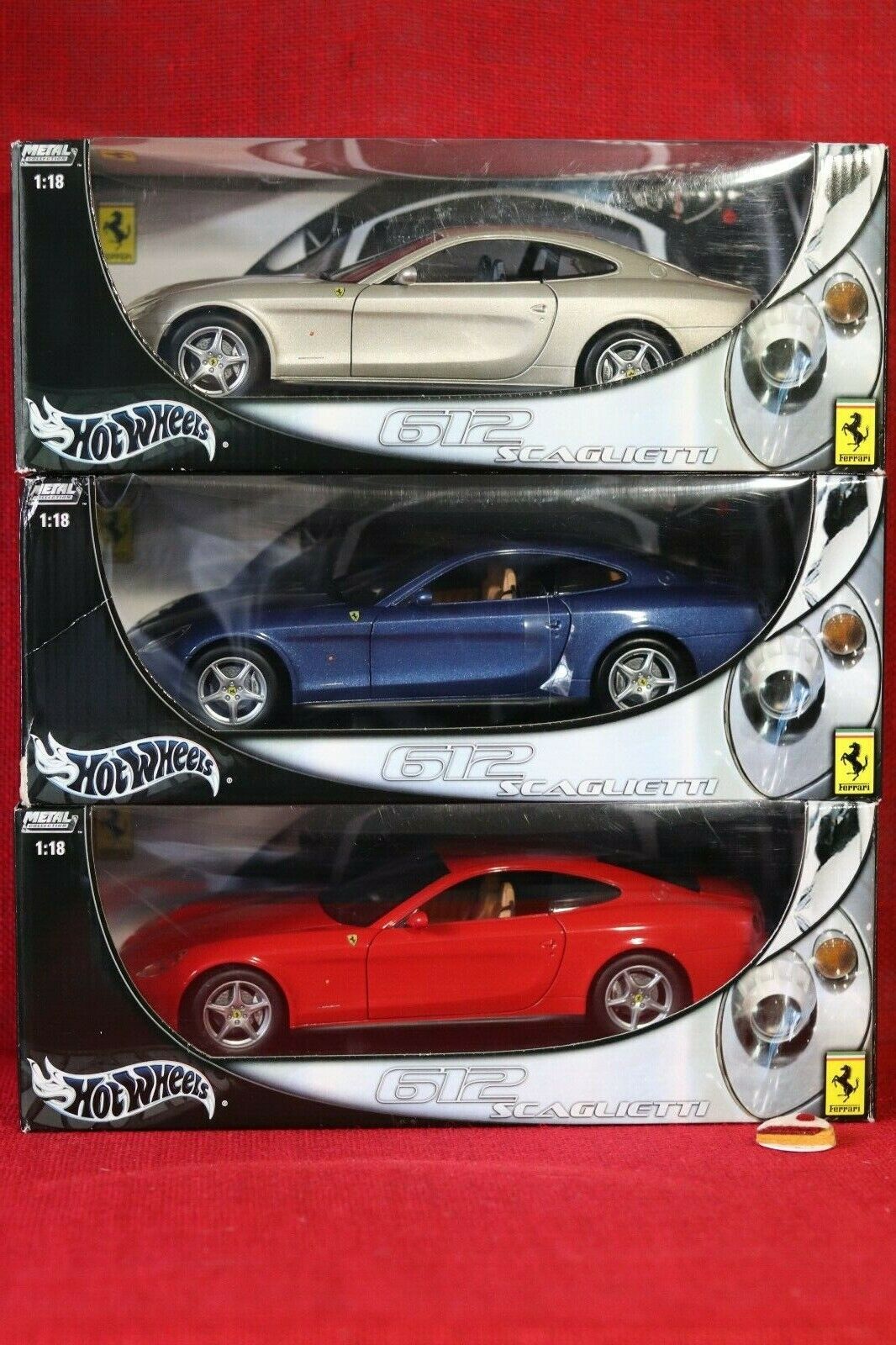 Hot Wheels - Ferrari - 612 Scaglietti - 1:18 (1/18) - Red Hot Wheels - Ferrari - 612 Scaglietti - 1:18 (1/18) - Red