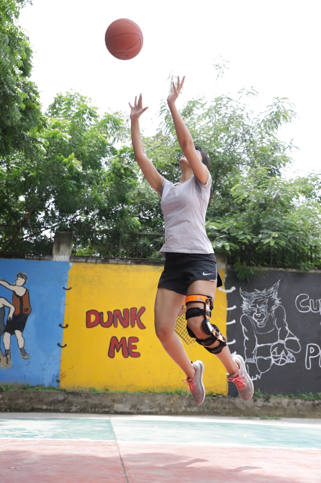 Z1 K2 Knee Brace for ACL Ligament Sports Injuries OA & Knee Pain for Men & Women