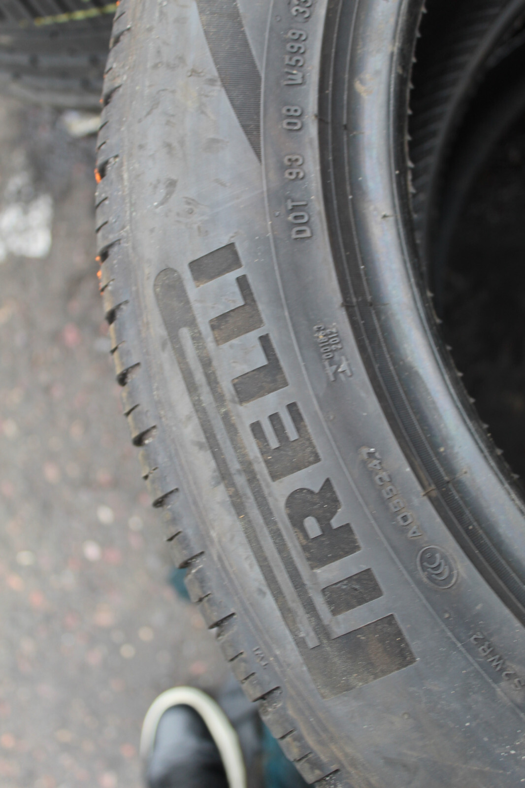 235 55 19 Pirelli, All Season, M+S JLR 105W, x2 A Pair 6.0mm (f1_tyres) FO L2457