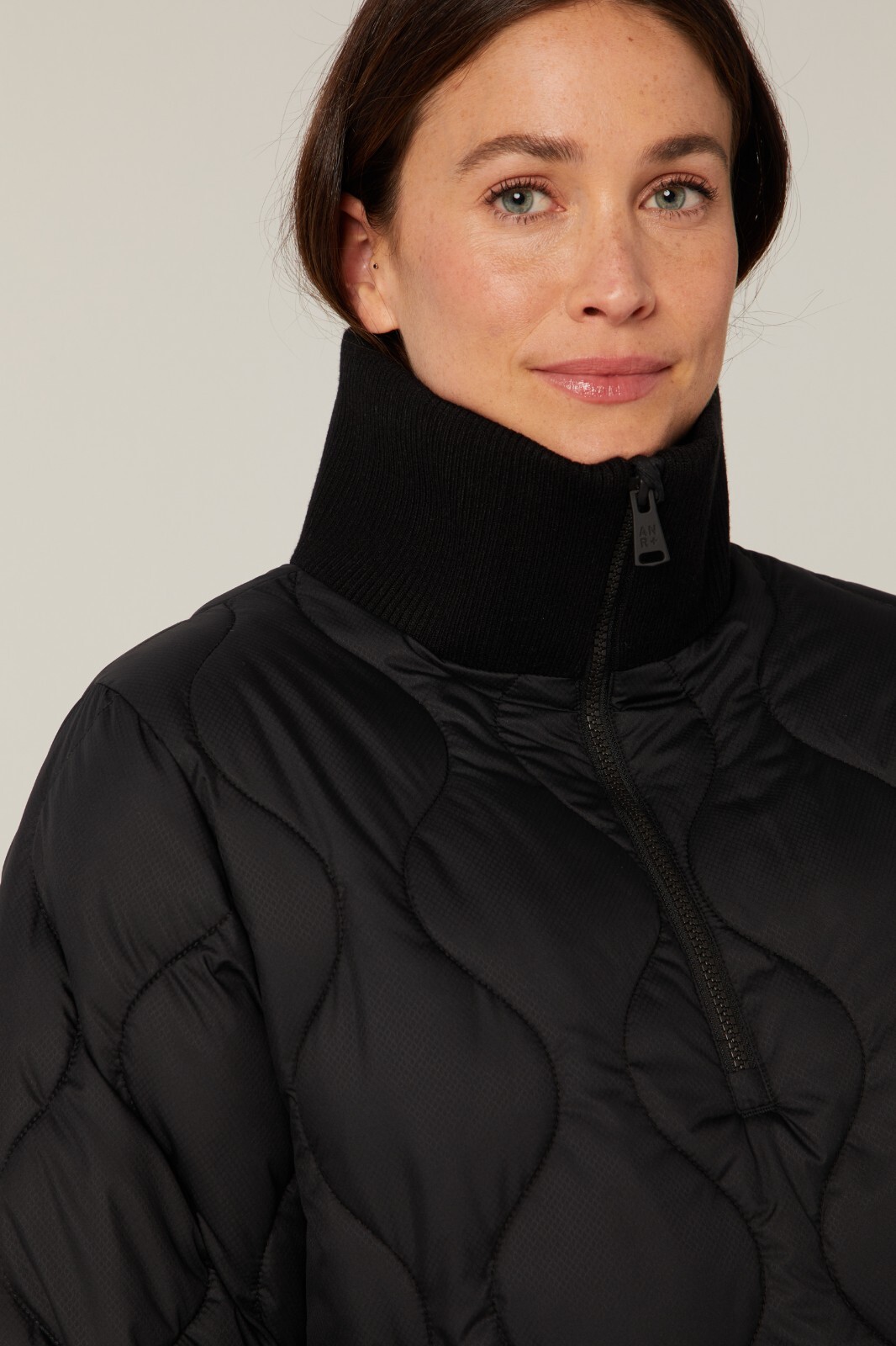 Pre-owned Alp N Rock Women's  Nelly 1/2 Zip Pullover Jacket--new With All Original Tags In Black