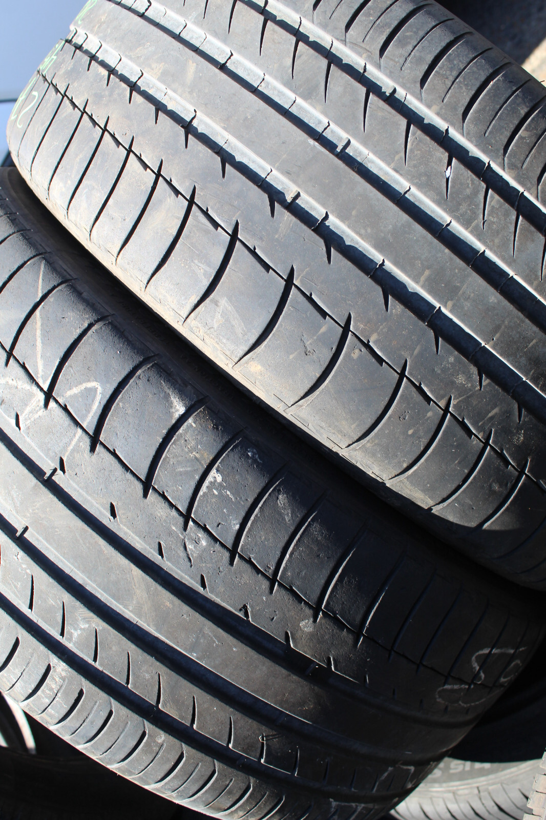 275 45 20 Michelin, Latitude S, XL N0, 110V, x2 A Pair 4.9mm (F1_tyres) FO L2927