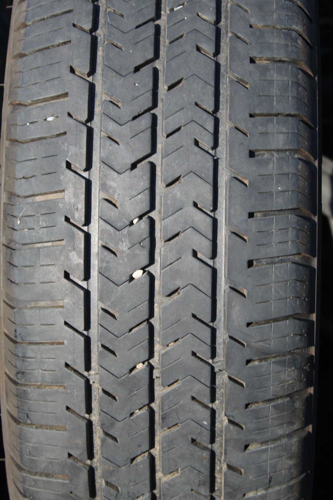 215 60 17C Michelin, Agilis, 104/102H x1 Single Tyre 7.0mm (F1_tyres) L3733