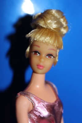 Vintage Barbie Francie - Never Played with +Original Wrist Tag-Grownin Hair