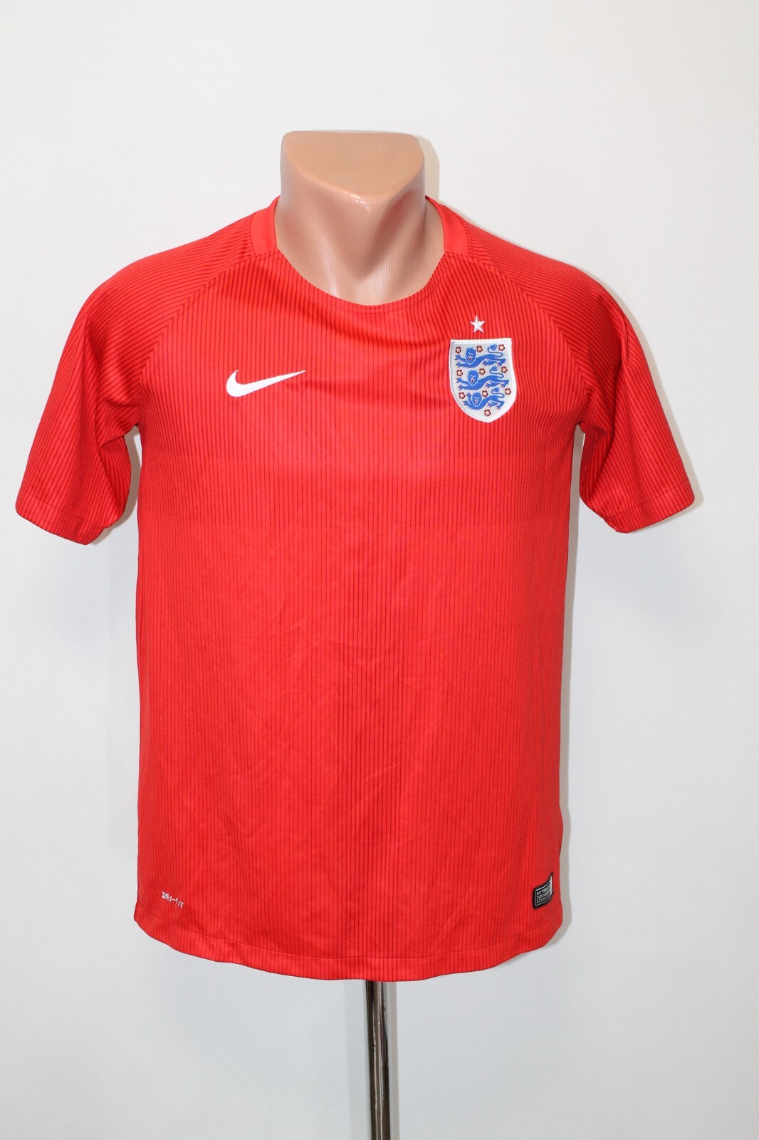 england away kit 2015