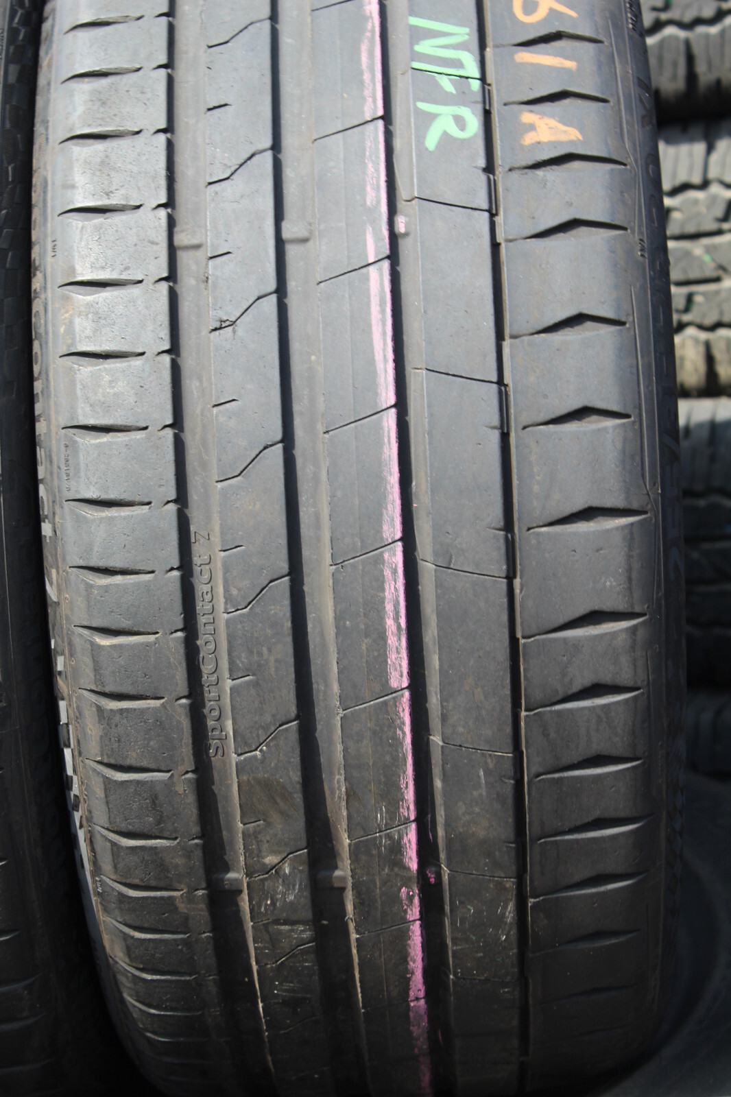 255 35 20 Continental, SC 7, XL, 97Y, x2 A Pair 5.9mm (F1_tyres) FO L3461