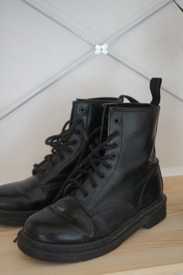 dr martens garrick motorcycle boots