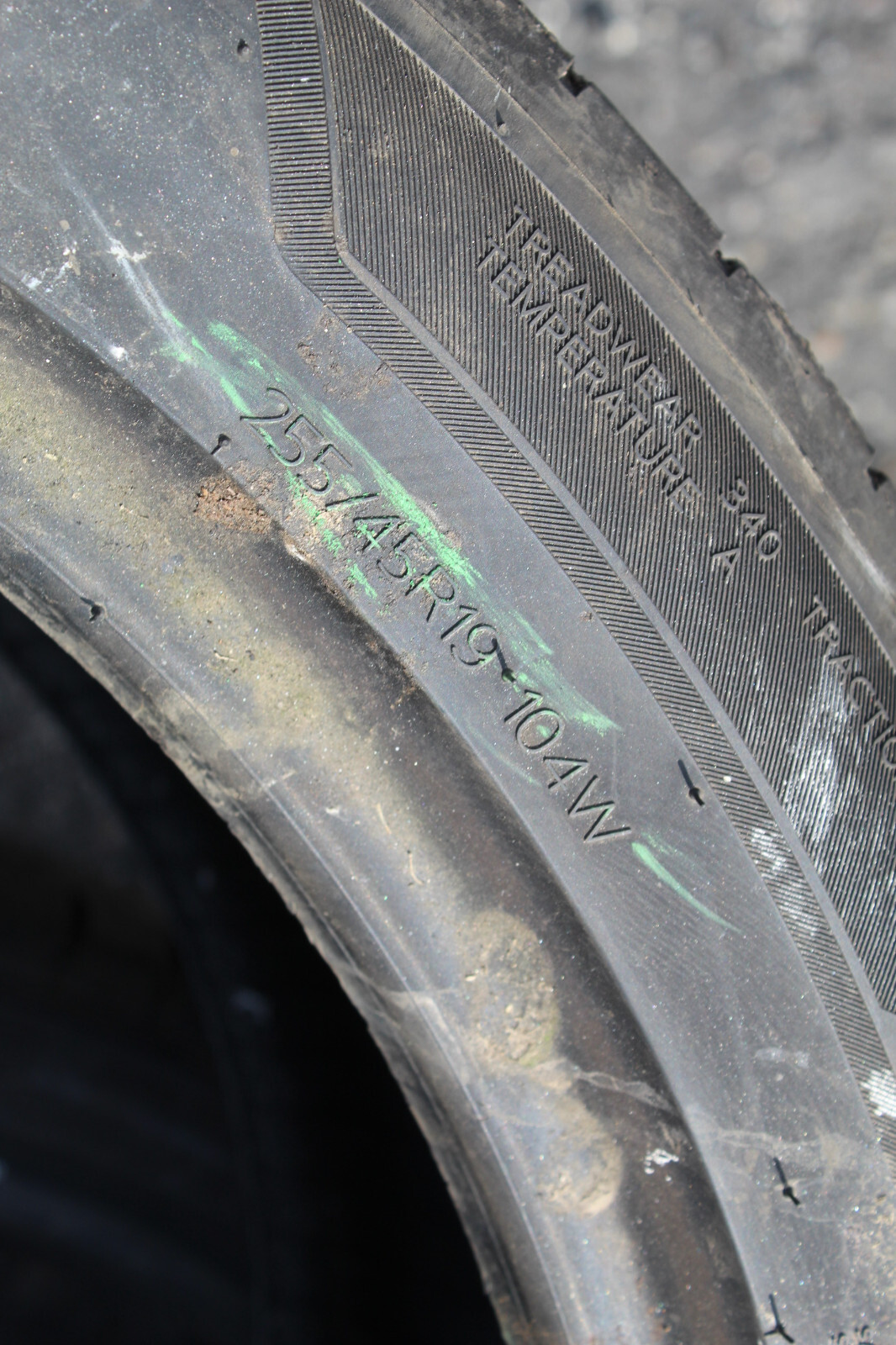 255 45 19 Hankook, Ventus S1 Evo3 TO 104W, x1 Single Tyre 5.6mm (F1_tyres) L3349