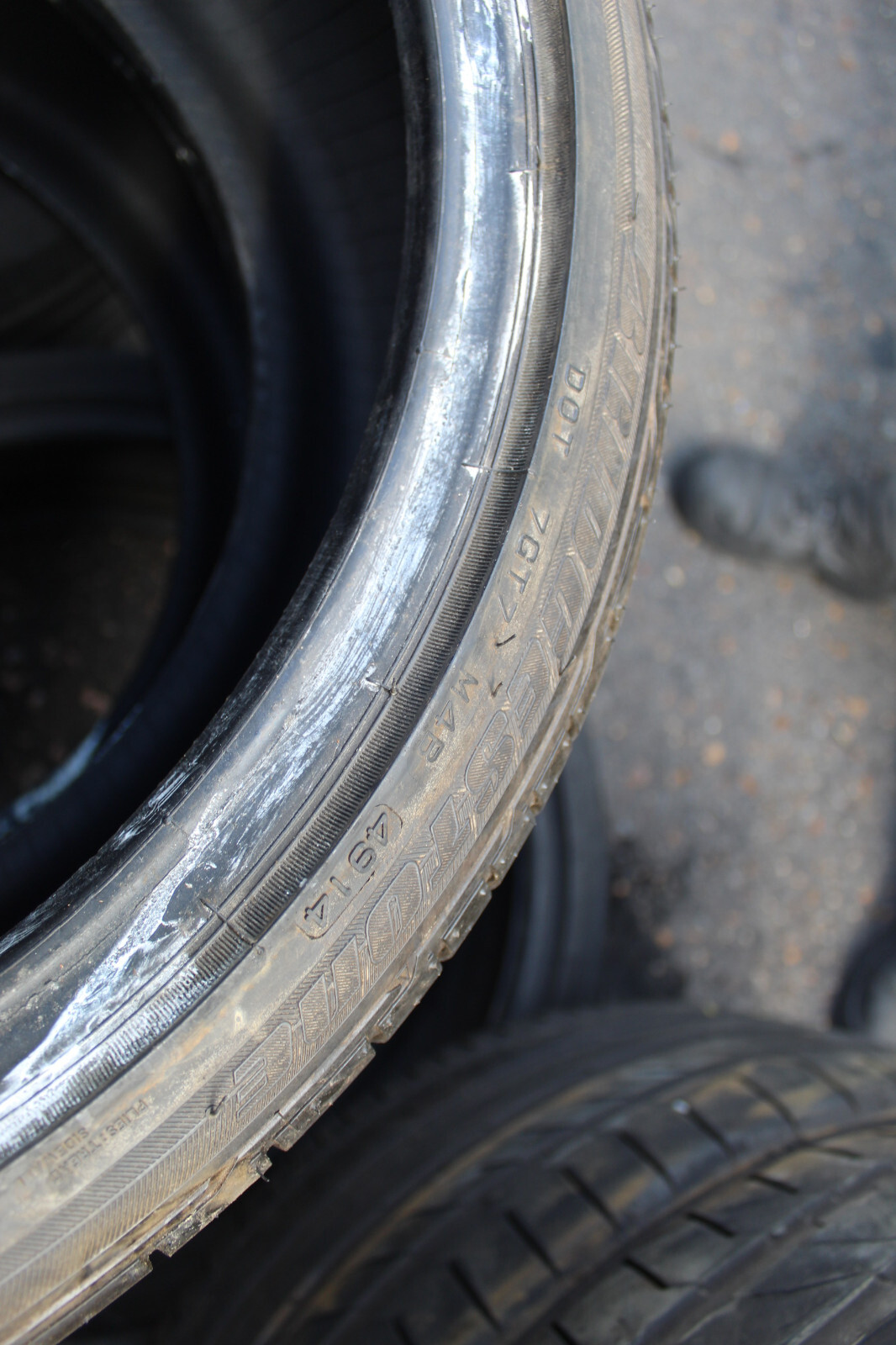 225 40 18 Bridgestone, Potenza, XL, 92Y, x2 A Pair 6.8mm (F1_tyres) FOD L2346