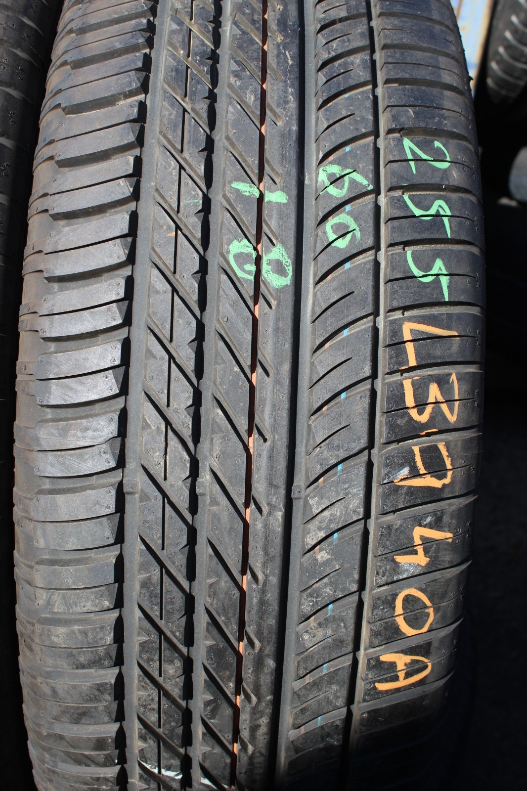 New 255 60 18 Goodyear, Eagle F1 AT SUV 4x4, JLR, 112W, x1 Tyre (F1_tyres) L3940