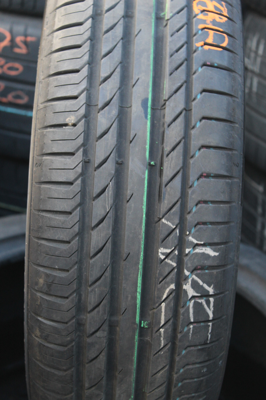 New 205 50 17 Continental, CSC 5, 89V, x1 Single (F1_tyres) FOD L3298