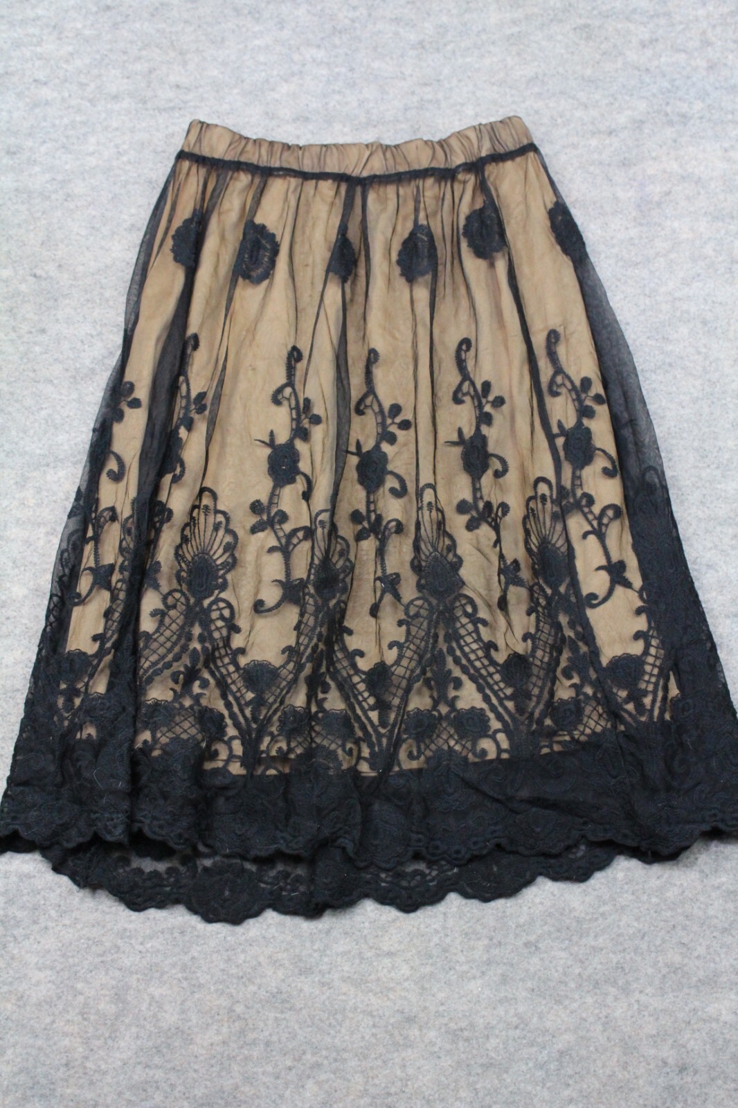 【BAON】Saltine Lace Layered Skirt Pleated Lace Skirt – BCBGMAXAZRIA