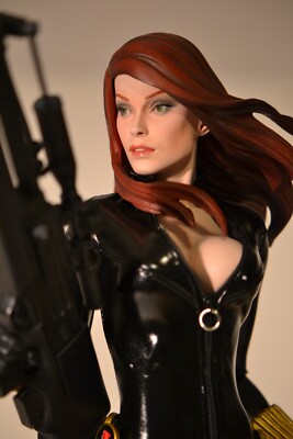 Marvel Avengers - Black Widow - Premium Format - Sideshow