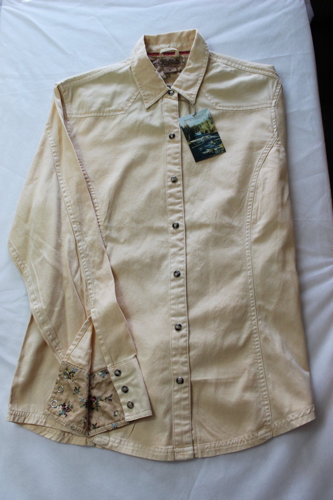 Madison男式纯色休闲纽扣衬衫