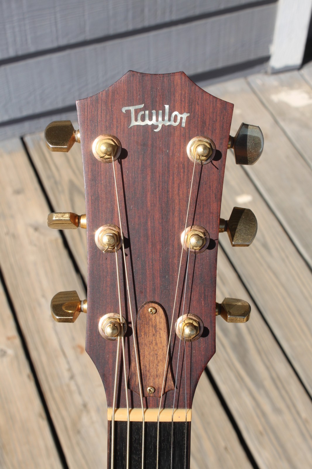 2003 Taylor 710 Acoustic Electric Guitar Made in USA w/hardshell case