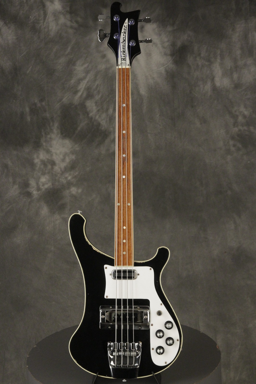 RARE original 1973 Rickenbacker 4001 Bass FRETLESS Jetglo!! CHECKERBOARD BINDING