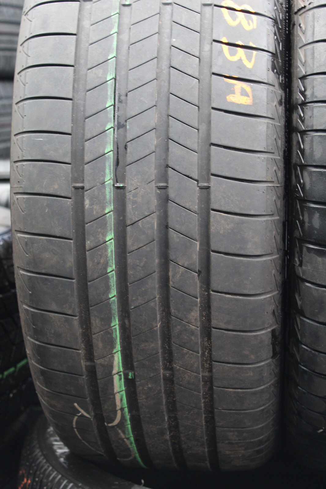 255 40 21 Bridgestone, Turanza Eco, AO, 102T x2 A Pair 5.5mm (F1_tyres) L2983