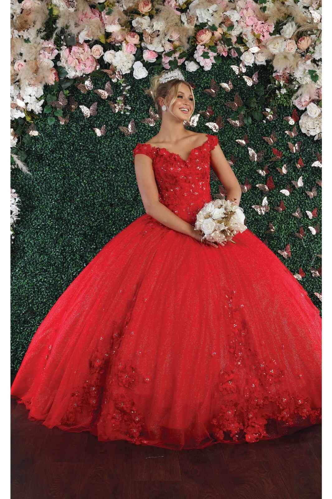 Pre-owned Designer Quince Dress In Red