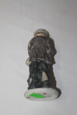 EKJ Collectors society miniatures 10002 Sweeping Up