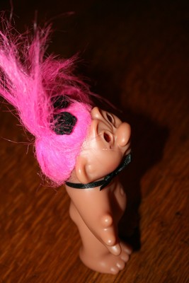 DAM Troll 2005 Punk Rock Gothic Troll w/ Pink Hair and Amber Eyes no Clothes