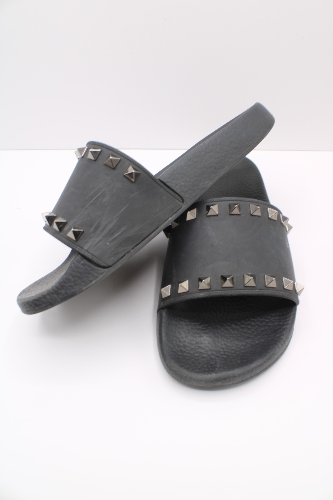 VALENTINO GARAVANI Black Rockstud Slides Size: 37 | eBay VALENTINO GARAVANI Black Rockstud Slides Size: 37 | eBay