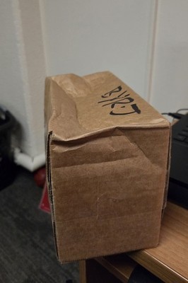 Foto dell'oggetto di un acquirente verificato