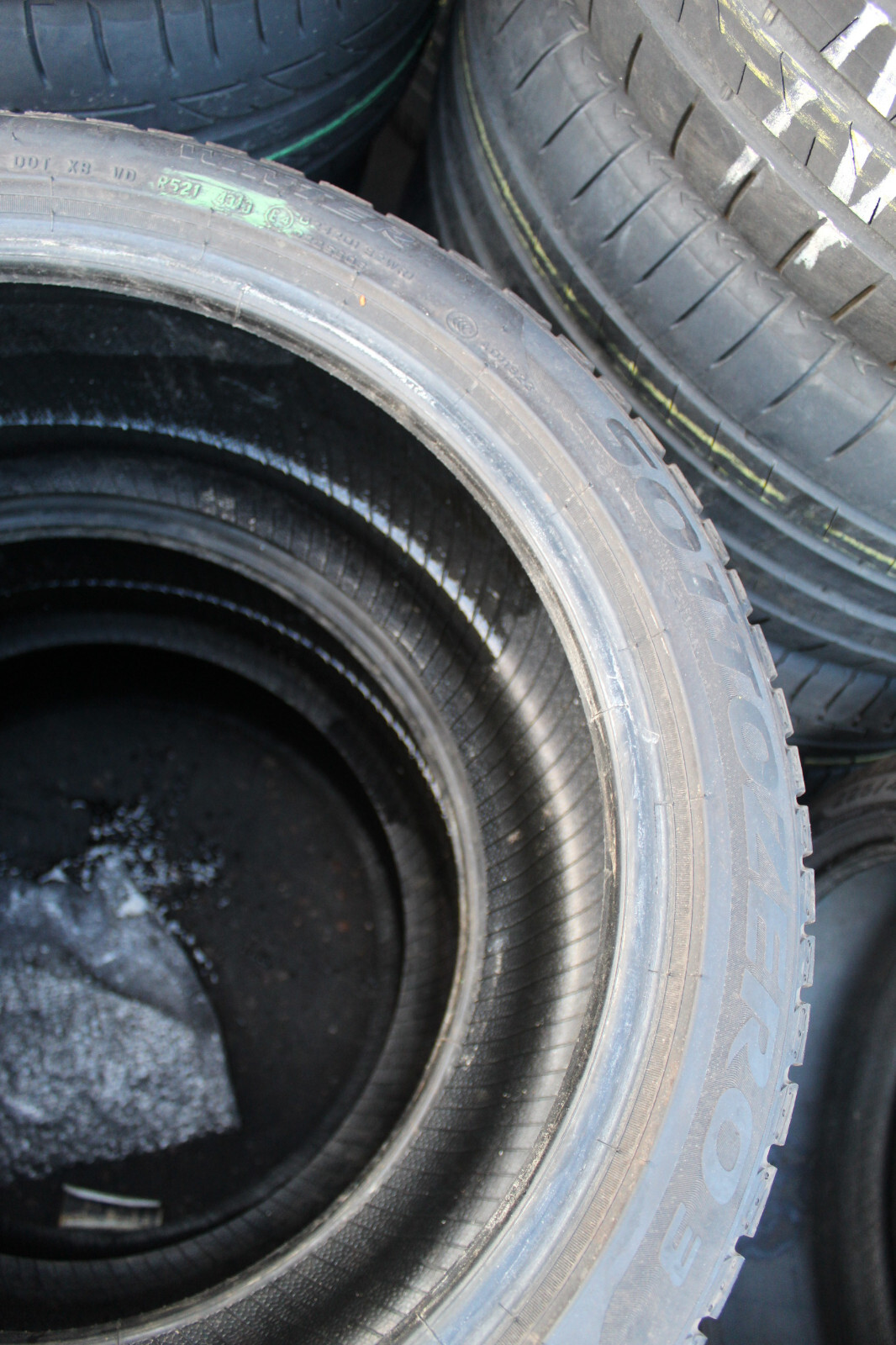 245 40 18 Pirelli, Winter, XL, M+S, 97V x2 A Pair 7.0mm (F1_tyres) FOD L3077