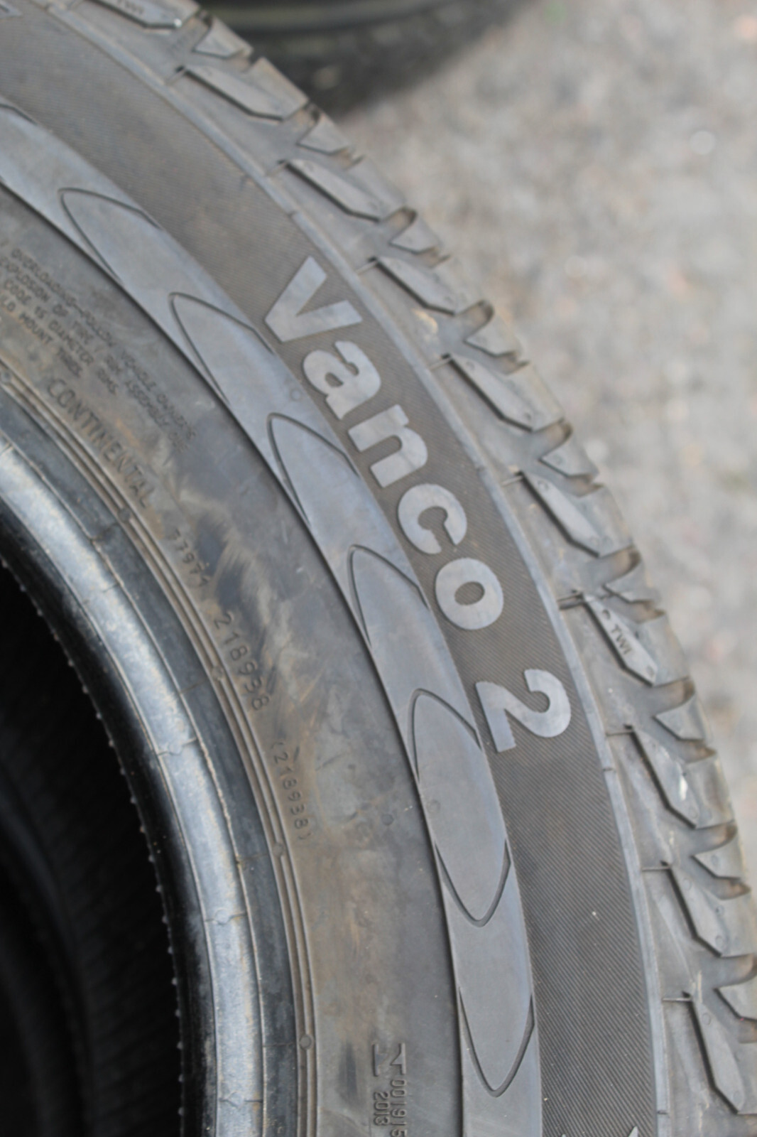 New 215 65 15C Continental, Vanco 2, 104/102T, x2 A Pair (F1_tyres) L3509