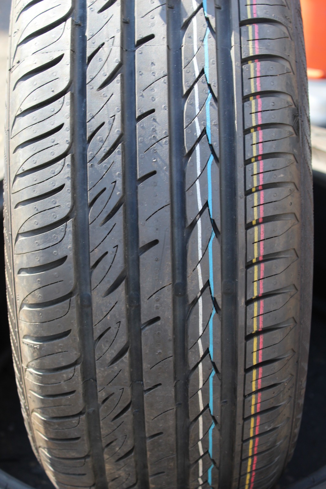 New 215 55 17 Gislaved, Ultra Speed 2, XL, 98W, x1 Tyre (F1_tyres) L3793