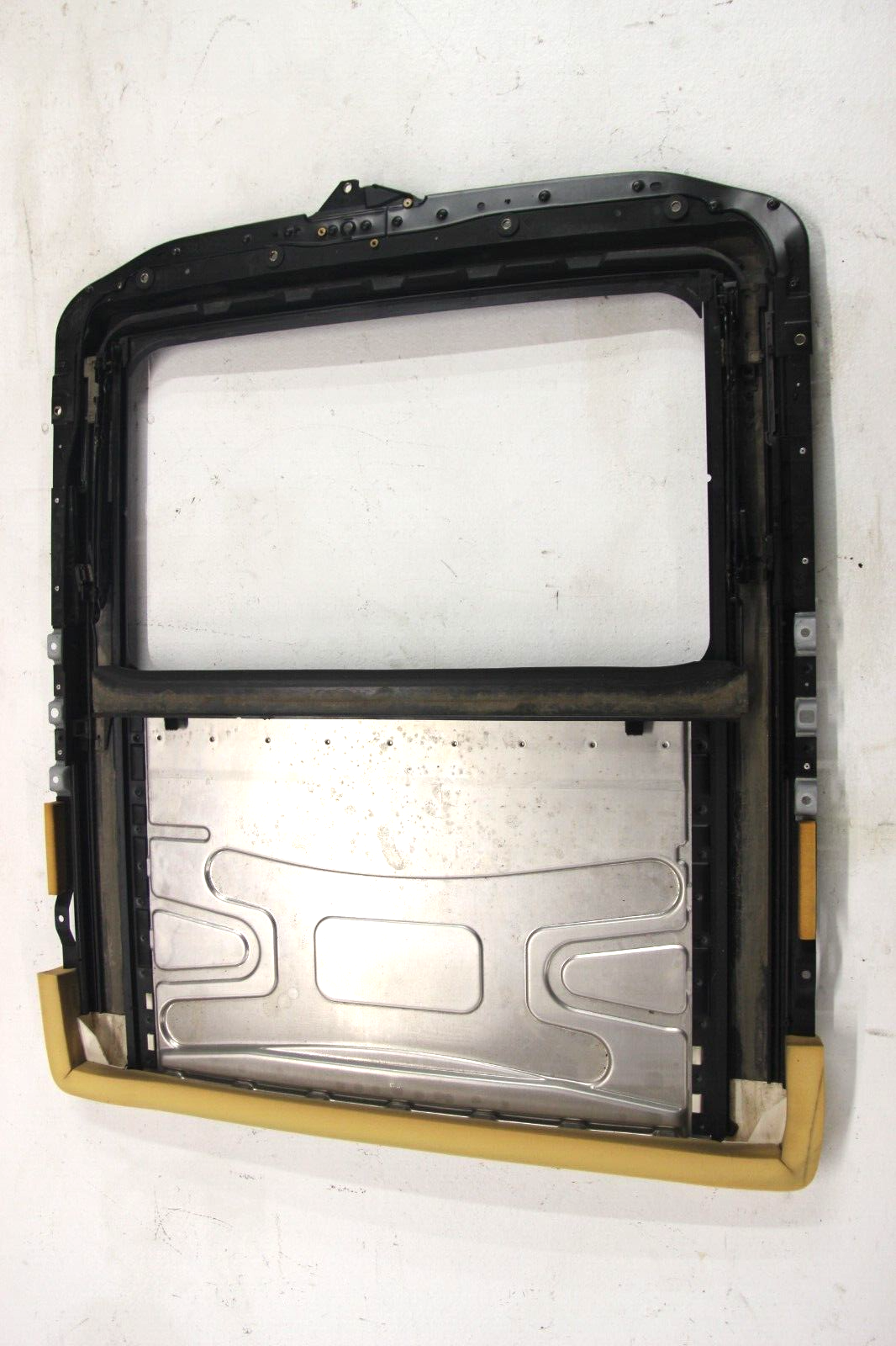 BMW OEM E46 99-03 COUPE SUNROOF MOONROOF FRAME 54137053421