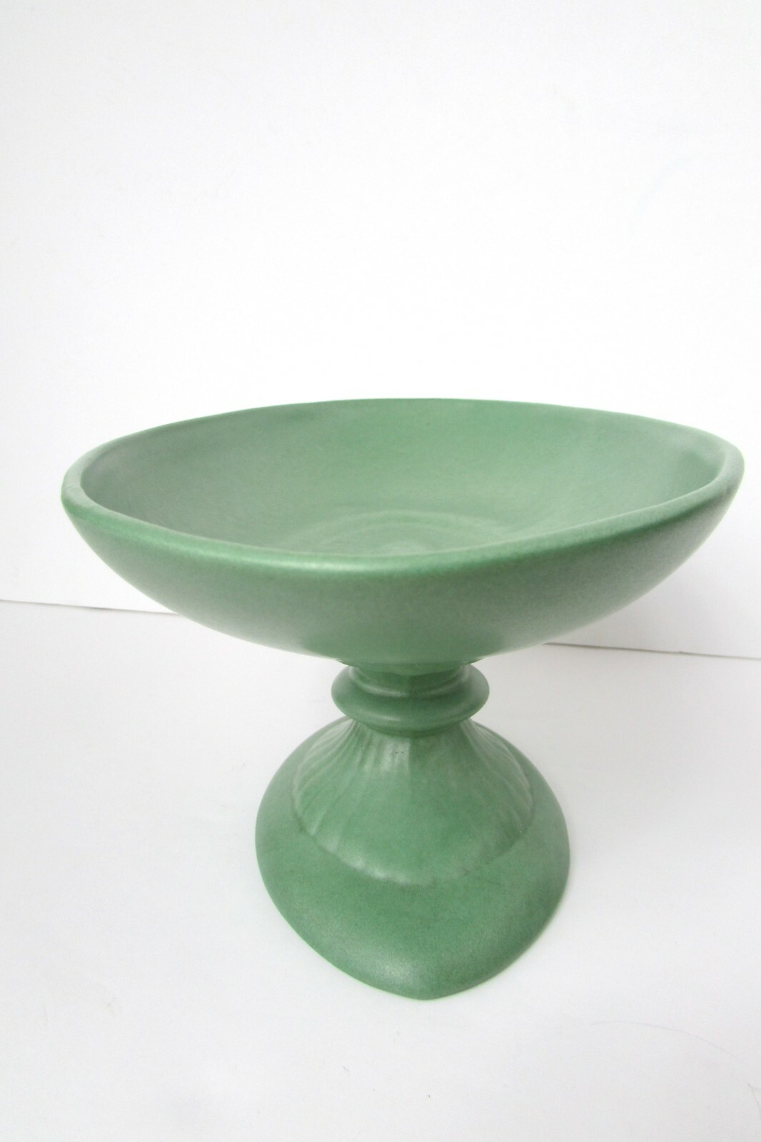 Vintage Red Wing Art Pottery no. m-5005 Green Vase/Planter/Fruit Bowl/Candy Dish