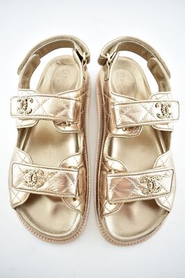 Pre-owned Chanel 21c Bronze Quilted Chain Cc Logo Mule Slide Strap Flat Teva Dad Sandal 35 In Gold