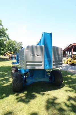 2007' Genie S-40 Boom Lift, Duetz Diesel, 40' Manlift, 4x4 Drive, JLG 400S