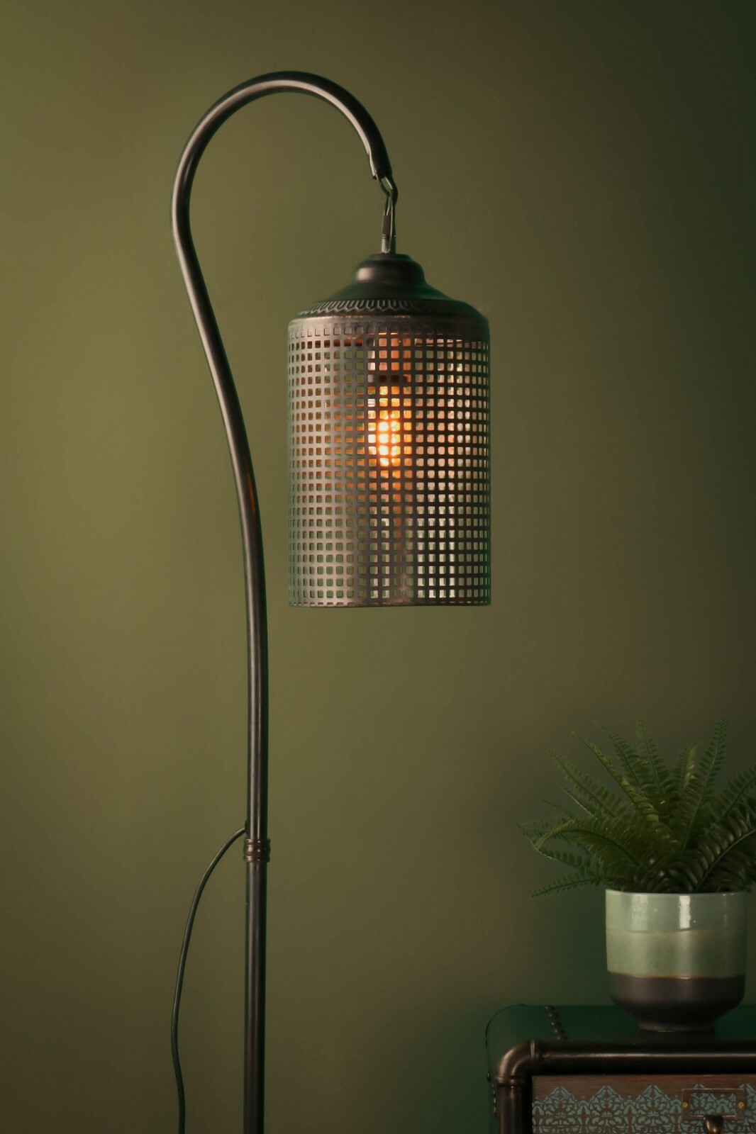 lattice floor lamp