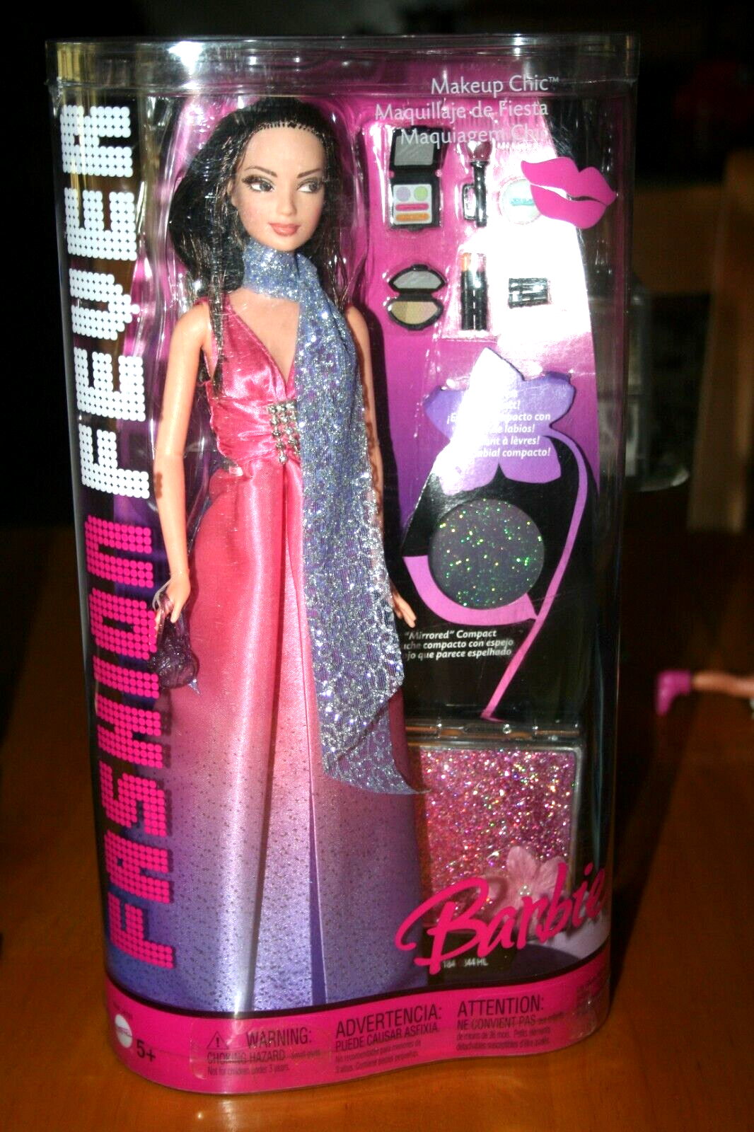 2005 Fashion Fever Makeup Chic Foreign Box Brunette Barbie 2005 Fashion Fever Makeup Chic Foreign Box Brunette Barbie