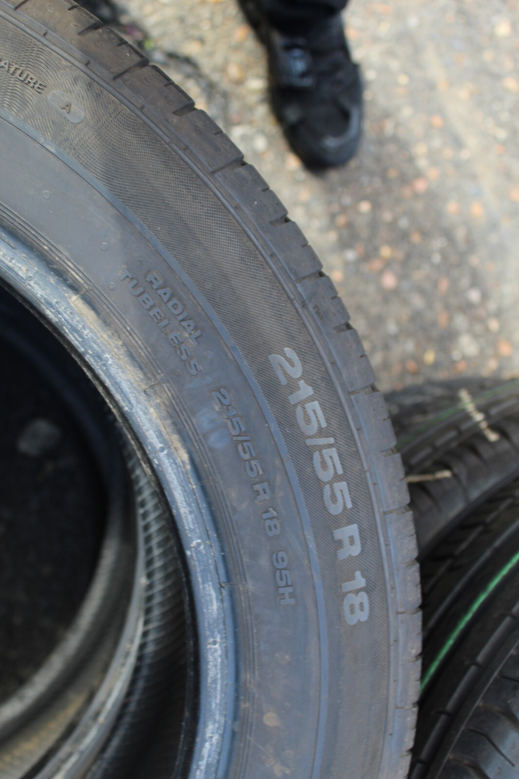 215 55 18 Continental, P Contact 2, 94YH x2 A Pair 7.0mm (F1_tyres) FOD L2774