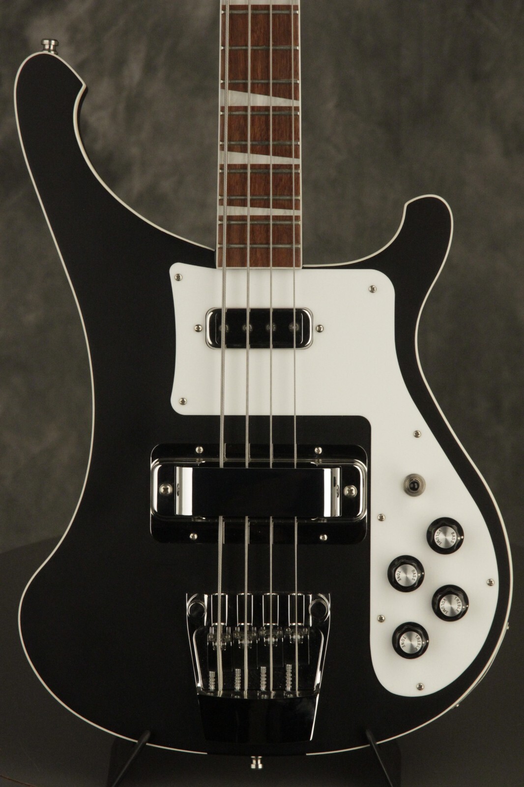 Бас гитара rickenbacker. Rickenbacker 4003s midnight blue.