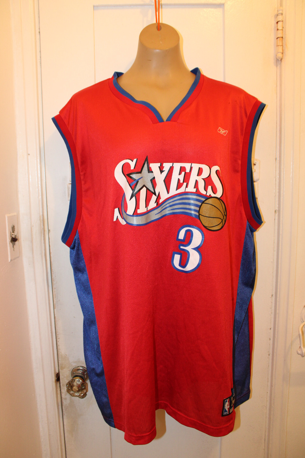 人気商品、リーボック、SIXERS、IVERSON3番、2XLサイズ、 人気商品、リーボック、SIXERS、IVERSON3番、2XLサイズユニセックス