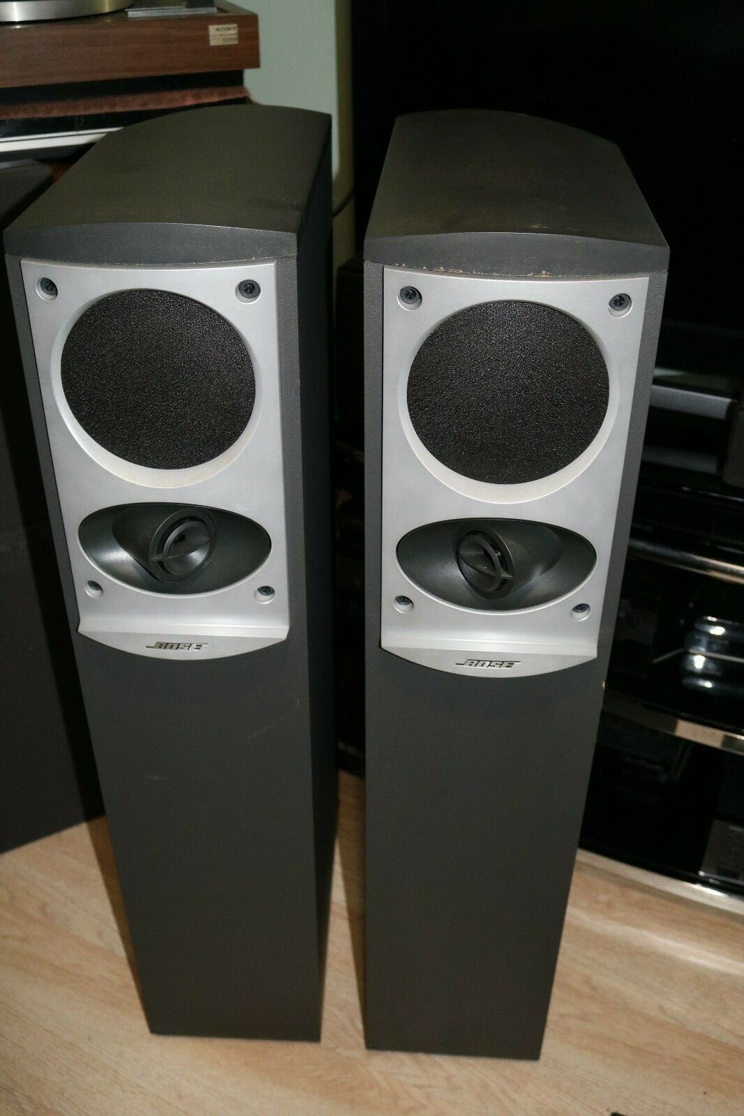 Bose 701 Series II Floor Tower Stereo SelfAmplified Powered Speakers