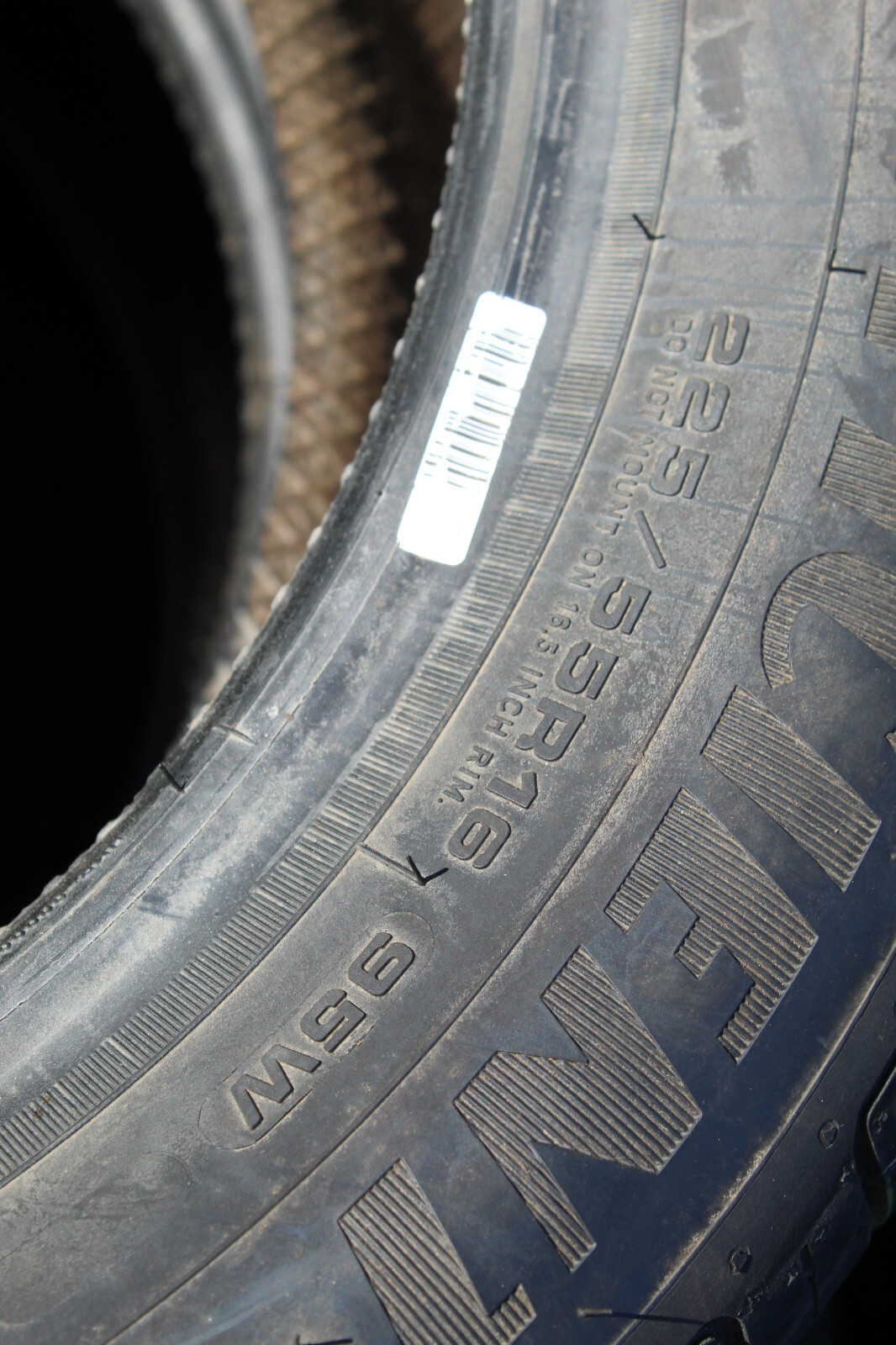 New 225 55 16 Goodyear, Efficient Grip P., 95W, x2 A Pair (F1_tyres) L2914