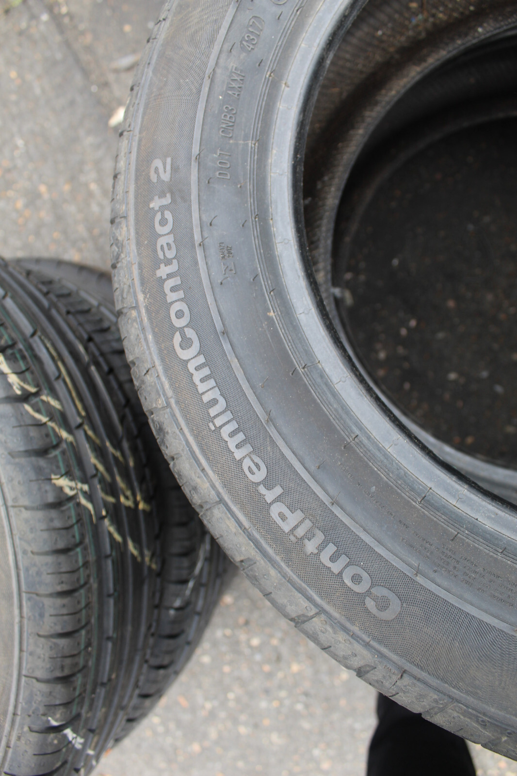 New 215 55 16 Continental, C Premium Contact 2, 93H, x2 A Pair (F1_tyres) L3520